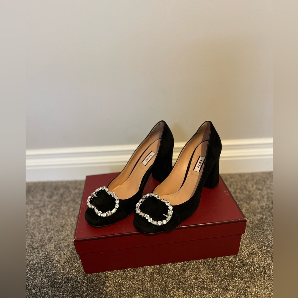 Bally Switzerland carie suede shoes size 37.5